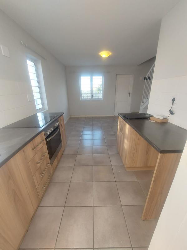 To Let 2 Bedroom Property for Rent in Rivergate Western Cape